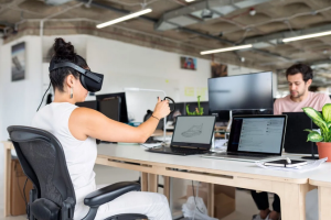 VR